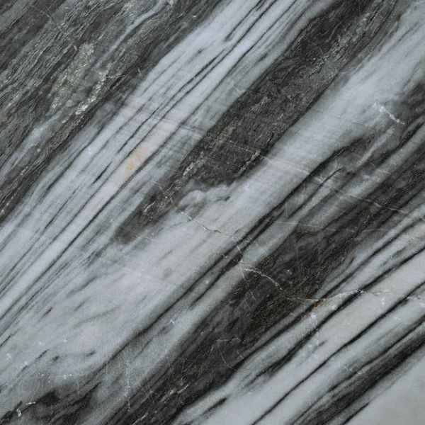 Abstract image representing smooth airflow or breathing.